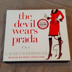The Devil Wears Prada, A Novel by Lauren Weisberger Read by Rachael Leigh Cook‎